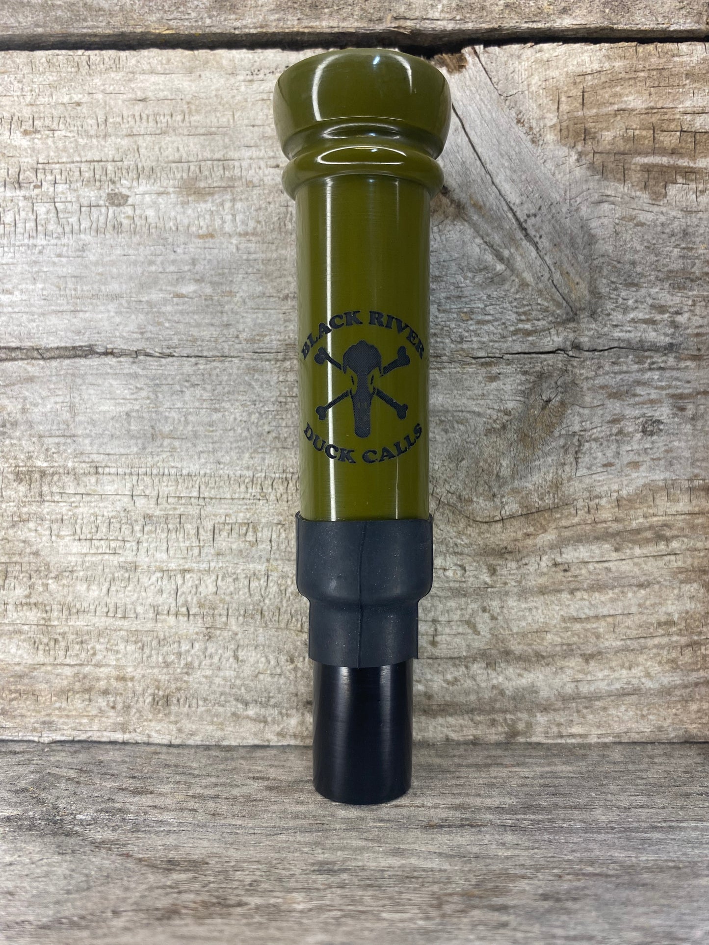 Hand Cut Keyhole (drab/black)