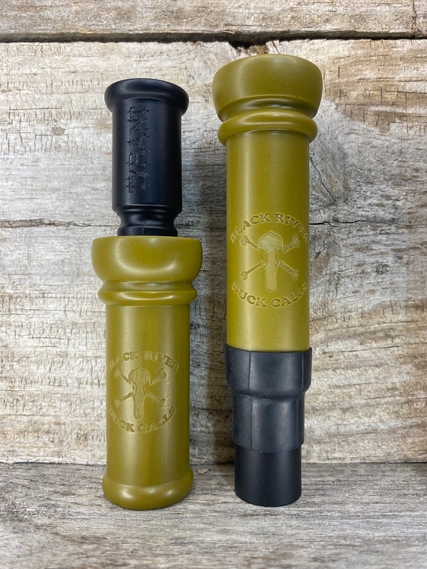 Tyrant/ Black River Keyhole Pair