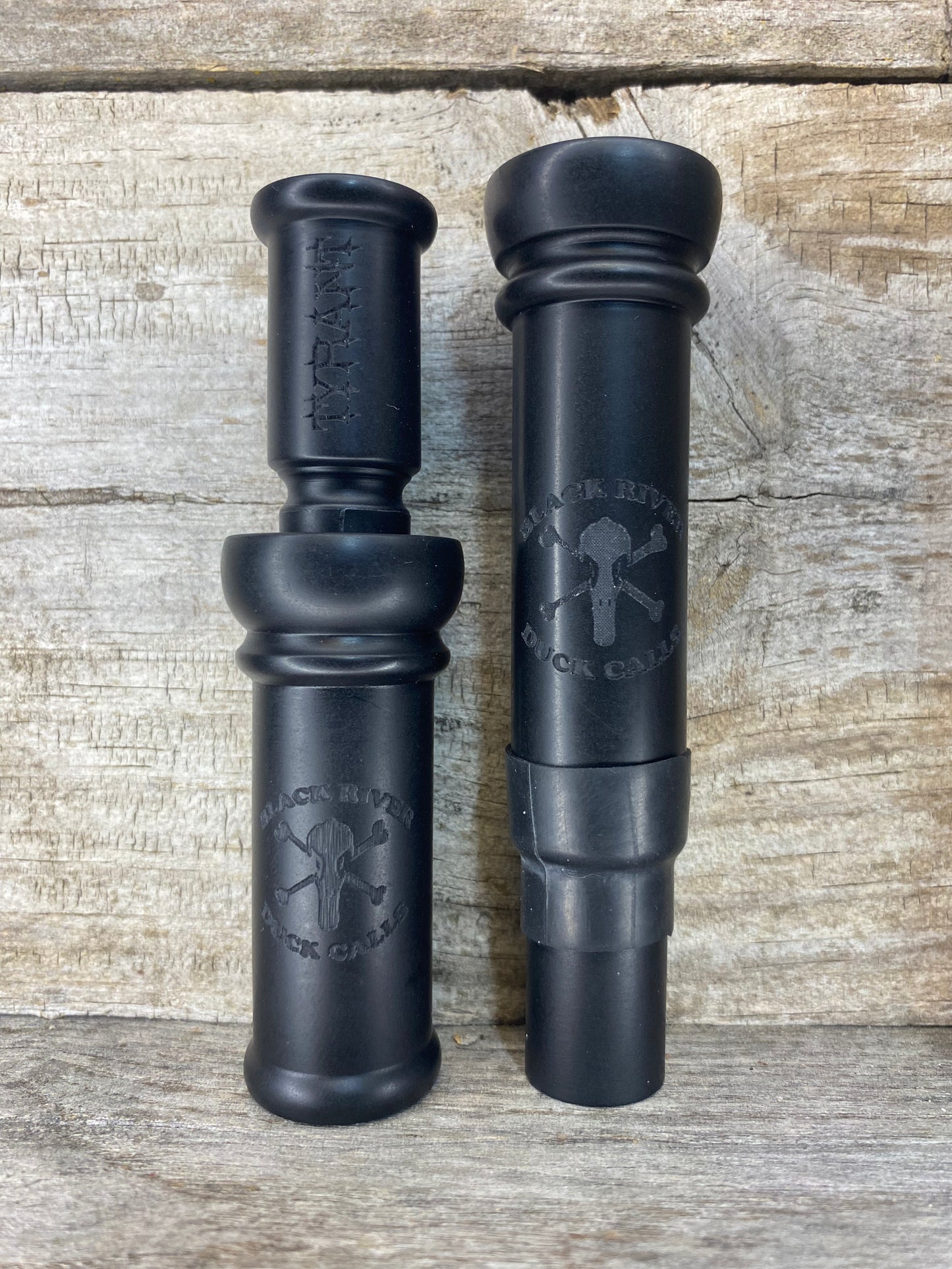 Tyrant/ Black River Keyhole Pair